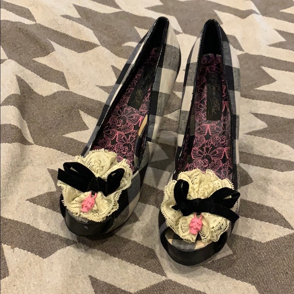 Iron fist heels